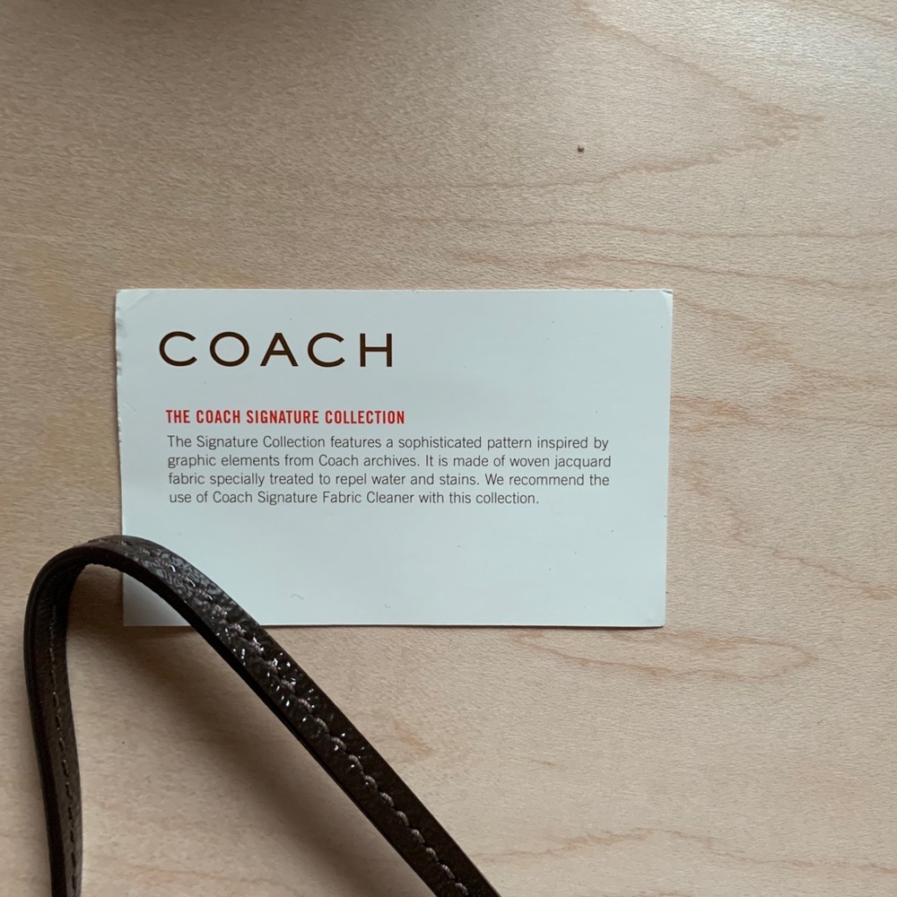 Coach Wristlet - Picture 6 of 6
